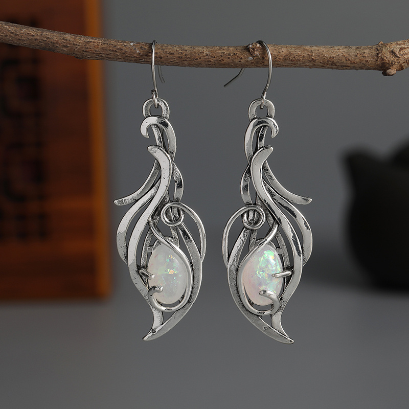 Ethnic Fashion Wear For Women - Boucles d'oreilles pendantes en argent antique,